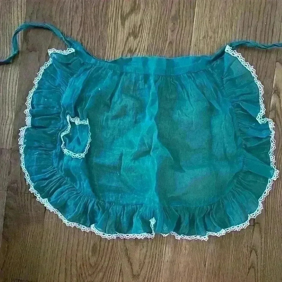Vintage Christmas Apron - Picture 1 of 2